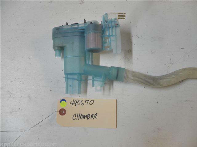 BOSCH DISHWASHER 4400670 CHAMBER USED PART ASSEMBLY BOSCH DISHWASHER 4400670 CHAMBER USED PART ASSEMBLY